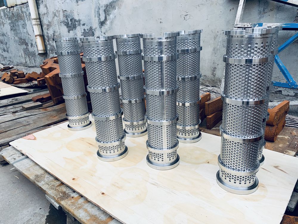 海洋之神小编带你相识冲孔板复合网的用途